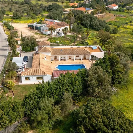 Casa Da Torre Almancil